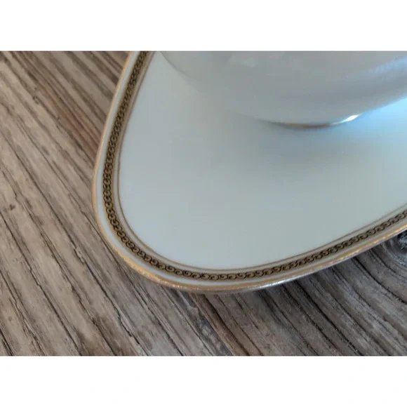 LIMOGES, FRANCE gold encrusted M. REDON 10" Gravy Boat Attached Under Plate - Picture 7 of 16